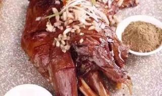 商贩用螺丝接牛腿卖假牛肉
